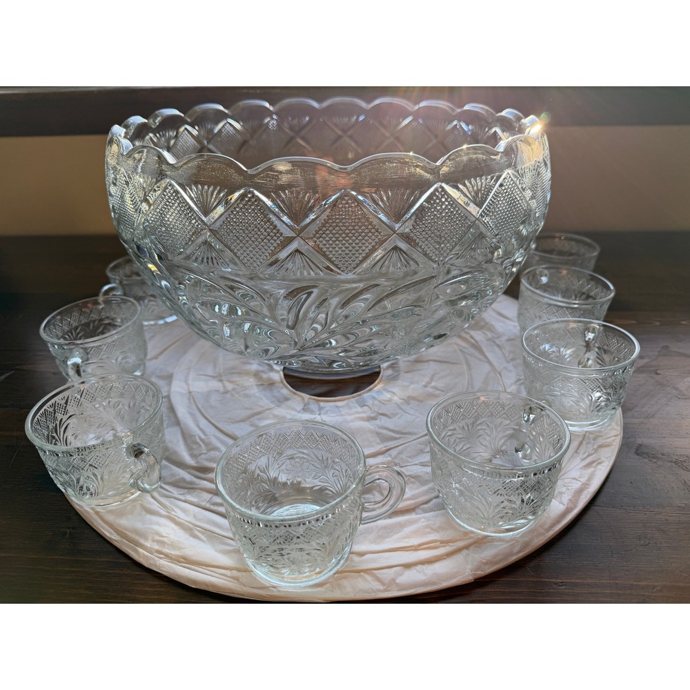 Vintage Clear Pressed Glass Punch Bowl Set Scalloped Edge 17 Cups Floral Diamond